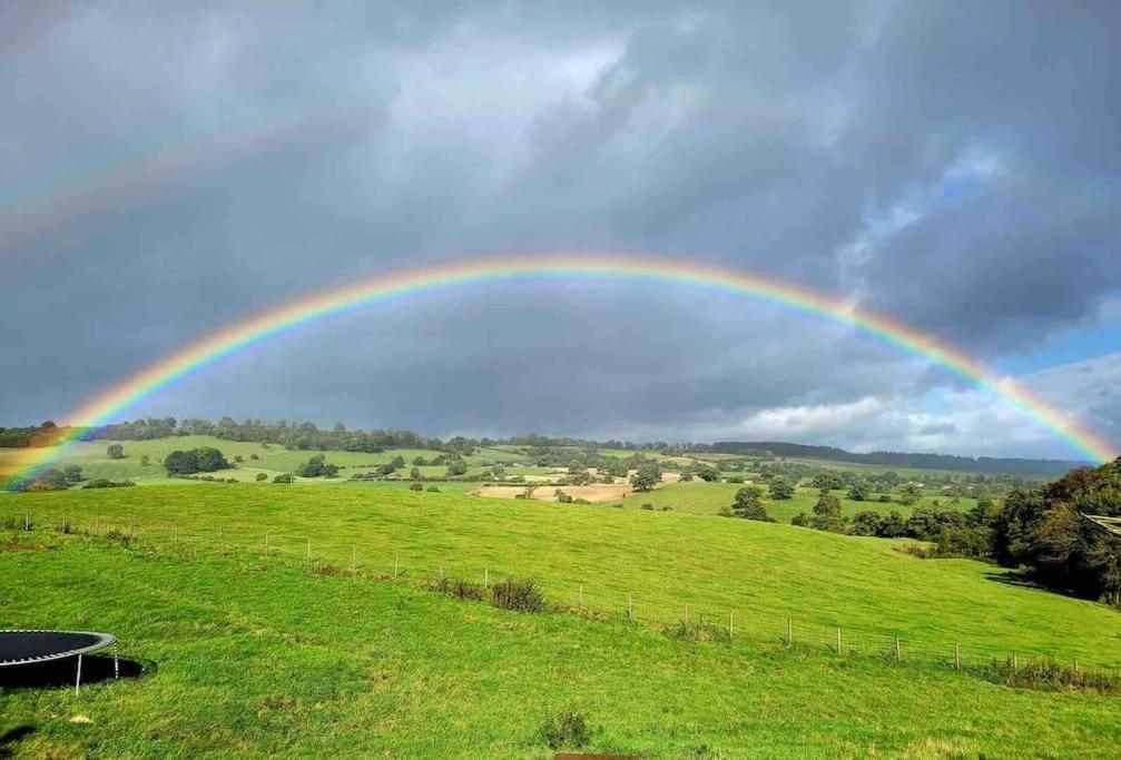 Dacre  Farm Stay Caravan On Working Farm מראה חיצוני תמונה